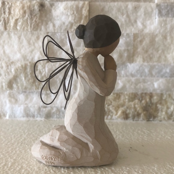 Willow Tree® Angel of Prayer Figurine - Picture 2 of 7